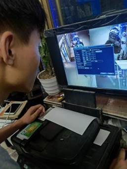 曹普京-材料1.志愿活动实践中的一张照片-1